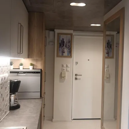Lux In Ilioupoli, 20 Min From Acropolis Apartment